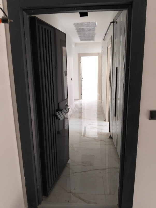 * AFYON ÜÇOK EMLAKTAN MAREŞAL F ÇAKMAK MAH 3+1 105M² LÜX EBEVEYN BANYOLU SATILIK DAİRE * 