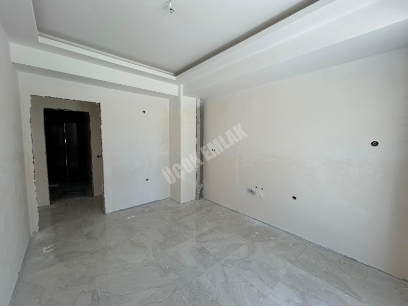AFYON ÜÇOK EMLAKTAN KANLICA MAH 3+1 115M² SIFIR EBEVEYN BANYOLU SATILIK DAİRE
