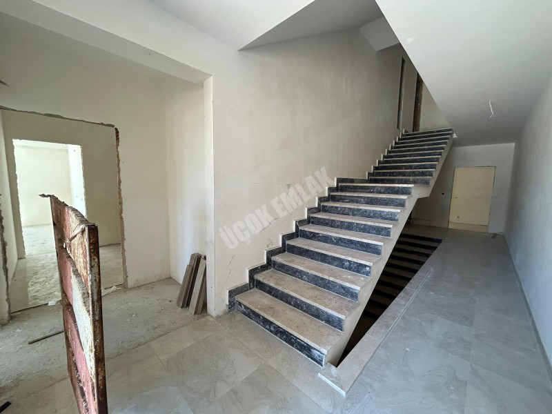 AFYON ÜÇOK EMLAKTAN KANLICA MAH 3+1 115M² SIFIR EBEVEYN BANYOLU SATILIK DAİRE
