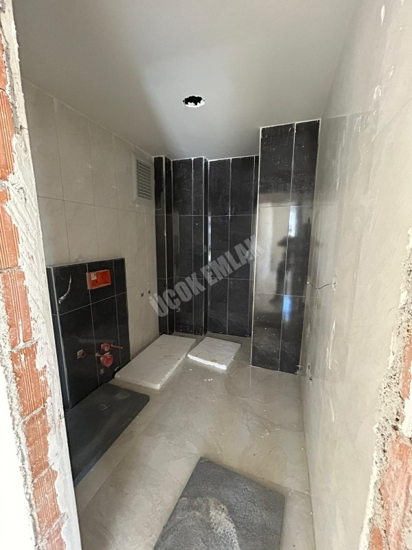 AFYON ÜÇOK EMLAKTAN KANLICA MAH 3+1 115M² SIFIR EBEVEYN BANYOLU SATILIK DAİRE