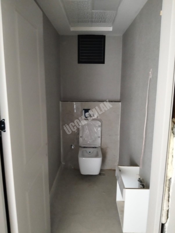 * AFYON ÜÇOK EMLAKTAN GÜVENEVLER MAH 4+1 149M² SIFIR EBEVEYN BANYOLU  SATILIK DAİRELER *  