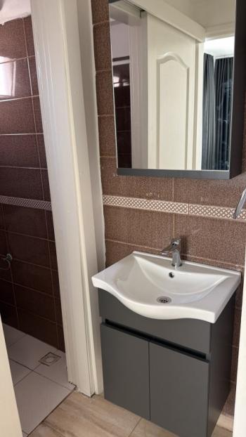 GİRNE'de Türk Mahallesi'nde KİRALIK FULL EŞYALI 2+1 DAİRE