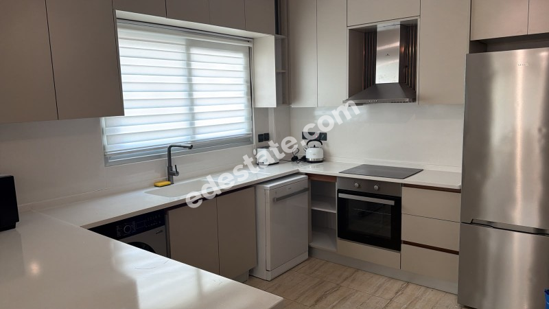 GİRNE'de Türk Mahallesi'nde KİRALIK FULL EŞYALI 2+1 DAİRE