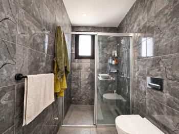 KKTC Kıbrıs Çatalköy Bölgesinde Satılık Havuzlu Villa