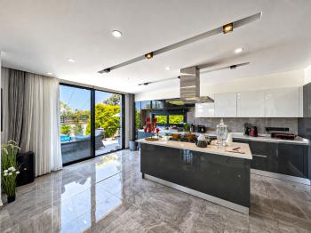 KKTC Kıbrıs Çatalköy Bölgesinde Satılık Havuzlu Villa