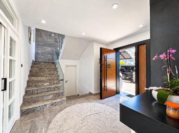 KKTC Kıbrıs Çatalköy Bölgesinde Satılık Havuzlu Villa