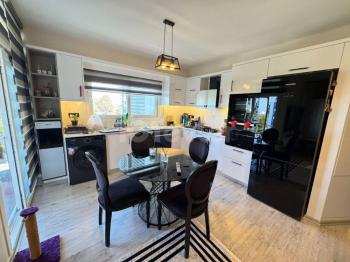 KKTC Girne Bölgesinde Full Eşyalı Satılık Daire