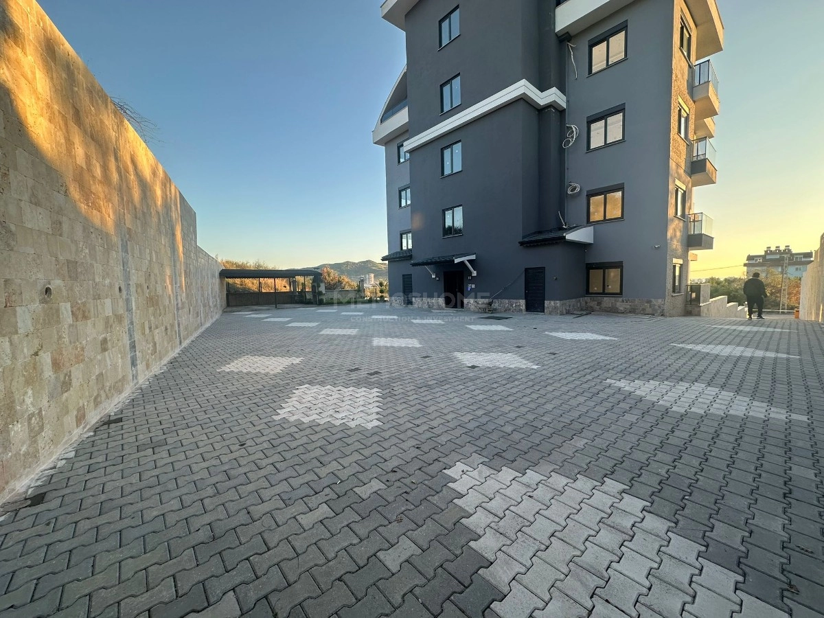 Sky Hill 2+1 Apartment Demirtaş