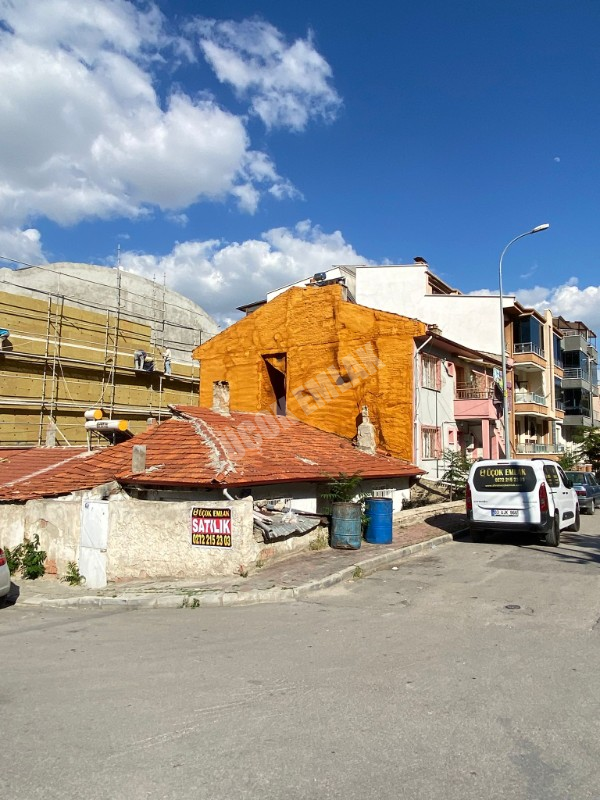 * AFYON ÜÇOK EMLAKTAN HAMİDİYE MAH 2+1 60M² TEMİZ MÜSTAKİL EV * 