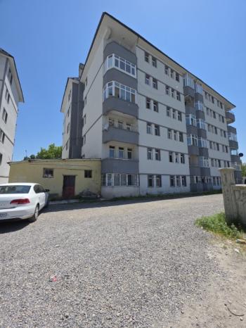 Cumhuriyet Mah. Yeni Emniyet Karşısı, Geniş ve Kullanışlı Kiralık 3+1 Daire! (180 m2)