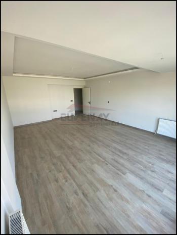 GÜVENAY - ÇORUM ÜÇTUTLR MAH. CARREFOUR CİVARI SATILIK 4+1 DAİRE