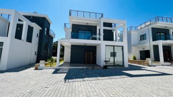 Girne Alsancak'ta 4+1 Esyasız - Sıfır Villa