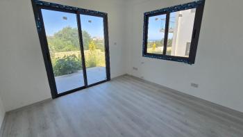 Girne Alsancak'ta 4+1 Esyasız - Sıfır Villa
