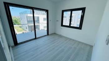 Girne Alsancak'ta 4+1 Esyasız - Sıfır Villa
