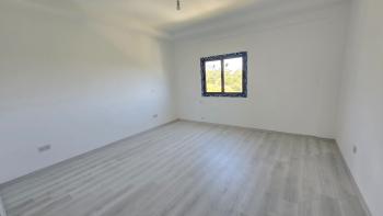 Girne Alsancak'ta 4+1 Esyasız - Sıfır Villa