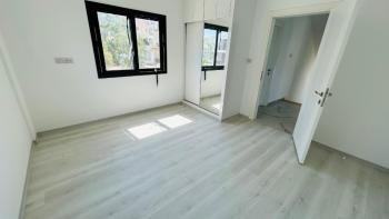 Girne Alsancak'ta 4+1 Esyasız - Sıfır Villa