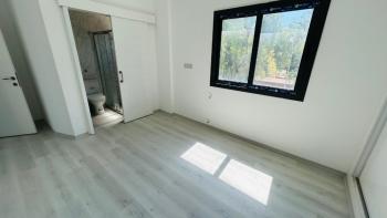 Girne Alsancak'ta 4+1 Esyasız - Sıfır Villa