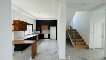 Girne Alsancak'ta 4+1 Esyasız - Sıfır Villa