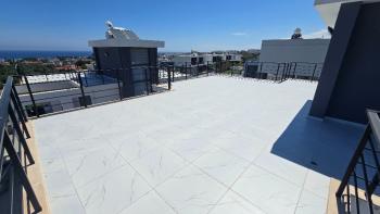 Girne Alsancak'ta 4+1 Esyasız - Sıfır Villa