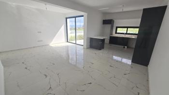 Lefkoşa Alayköy’de 4+1 Satılık Modern Villa | Geniş Arsa & Yeni Yapı