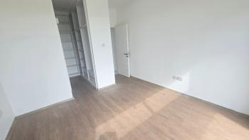Lefkoşa Alayköy’de 4+1 Satılık Modern Villa | Geniş Arsa & Yeni Yapı