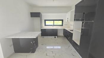 Lefkoşa Alayköy’de 4+1 Satılık Modern Villa | Geniş Arsa & Yeni Yapı