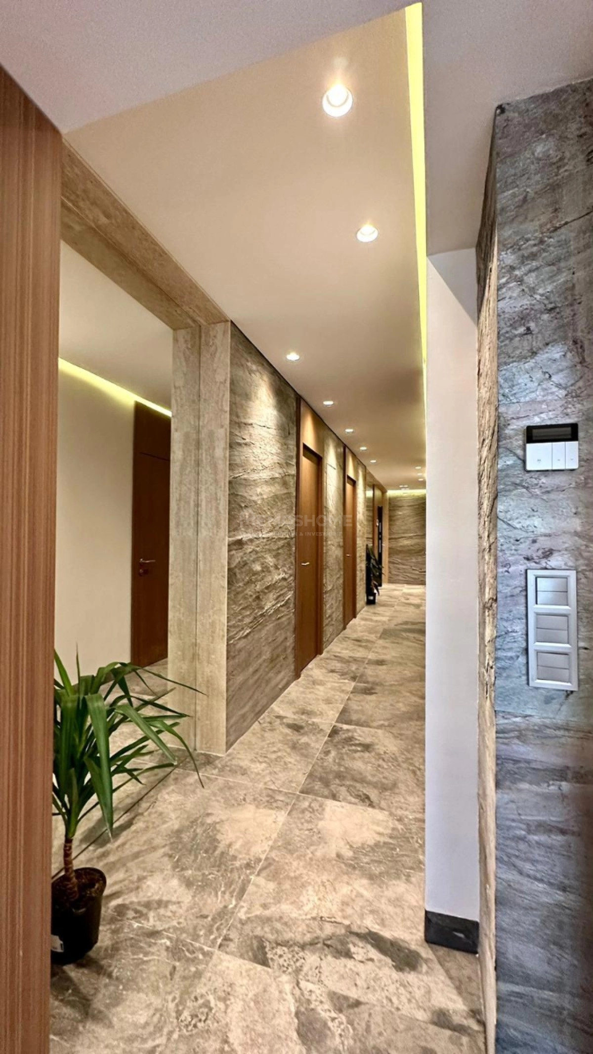 Damlataş Saray Near Cleopatra Apartment
