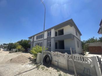 AFYON ÜÇOK EMLAKTAN GÜMÜŞKENT BEYAZIT MAH SATILIK SIFIR LÜX 3+1 GENİŞ DAİRELER