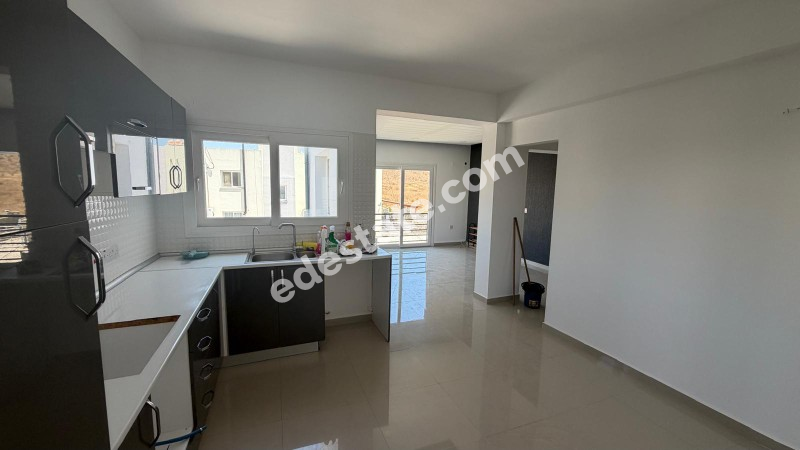 Lefkoşa Gönyeli Baraj Bölgesi'nde SATILIK TÜRK KOÇANLI 2+1 DAİRE 