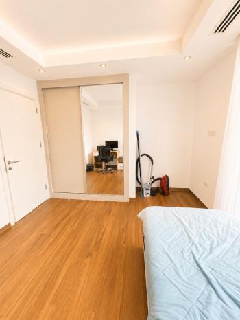 Girne Ozanköy'de Türk Tapulu, Özel Yüzme Havuzlu Lüks 3+1 Modern Villa