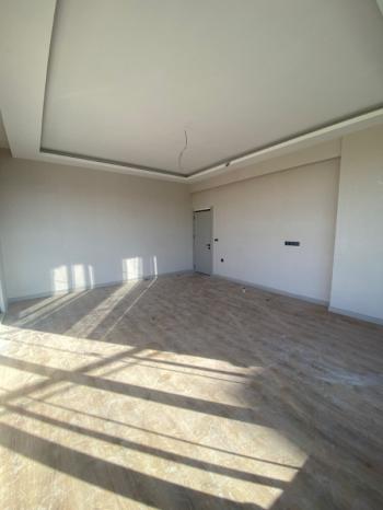 AFYON ÜÇOK EMLAKTAN ERTUĞRUL GAZİ MAH SATILIK 4+1 LÜX SIFIR GENİŞ DAİRE