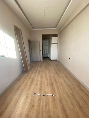 AFYON ÜÇOK EMLAKTAN ERTUĞRUL GAZİ MAH SATILIK 4+1 LÜX SIFIR GENİŞ DAİRE