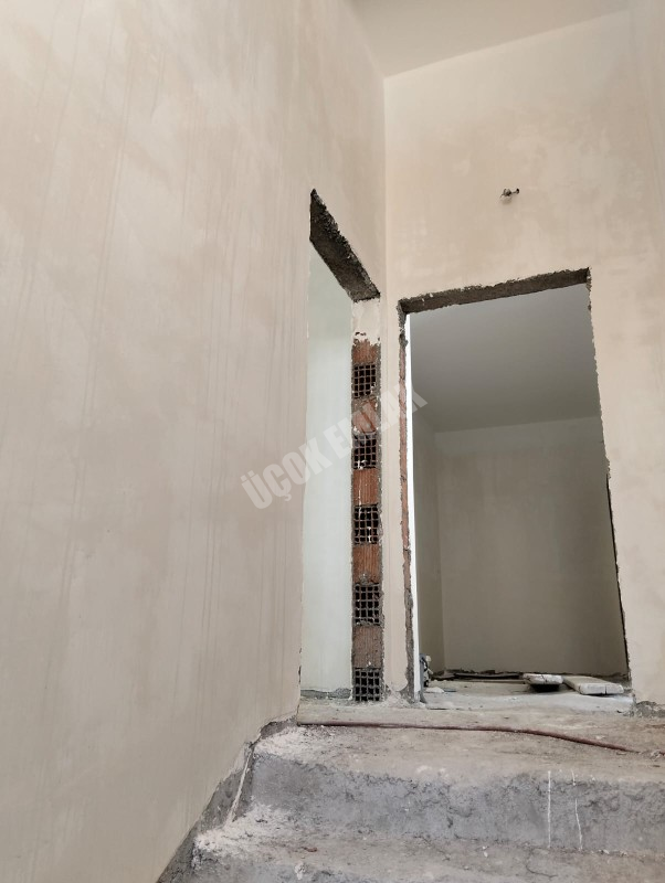 * AFYON ÜÇOK EMLAKTAN GÜVENEVLER MAH 2+1 65M² SIFIR LÜX SATILIK DAİRE *