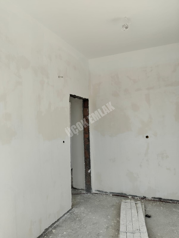 * AFYON ÜÇOK EMLAKTAN GÜVENEVLER MAH 2+1 65M² SIFIR LÜX SATILIK DAİRE *