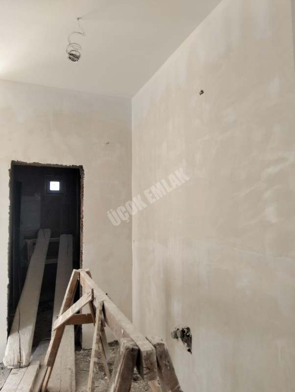 * AFYON ÜÇOK EMLAKTAN GÜVENEVLER MAH 2+1 65M² SIFIR LÜX SATILIK DAİRE *