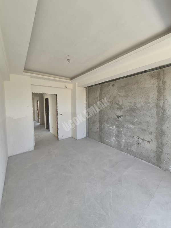 * AFYON ÜÇOK EMLAKTAN KARŞIYAKA MAH 3+1 127M² SIFIR LÜX SATILIK ! YÜKSEK KREDİ İMKANLI DAİRELER * 