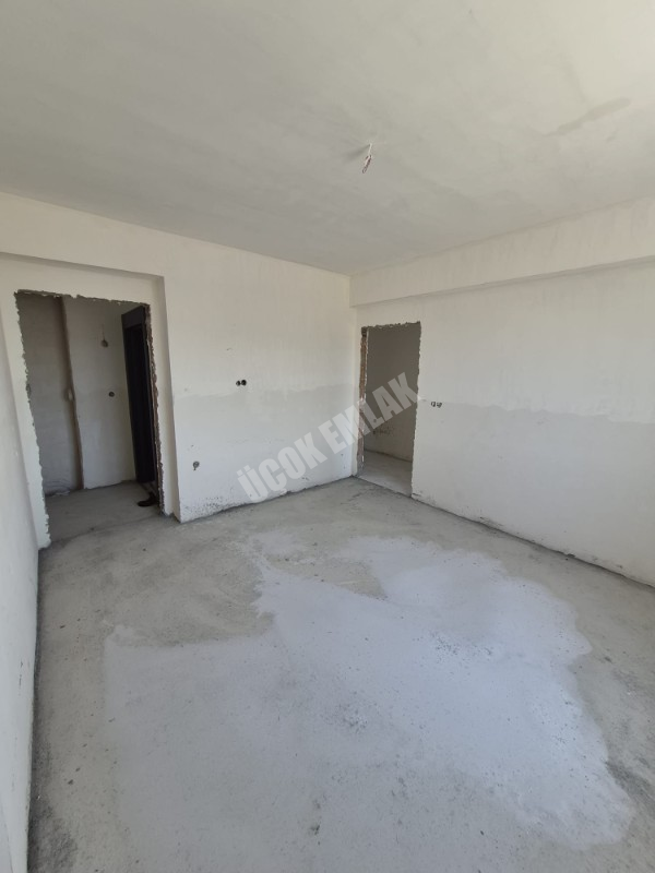 * AFYON ÜÇOK EMLAKTAN KARŞIYAKA MAH 3+1 127M² SIFIR LÜX SATILIK ! YÜKSEK KREDİ İMKANLI DAİRELER * 