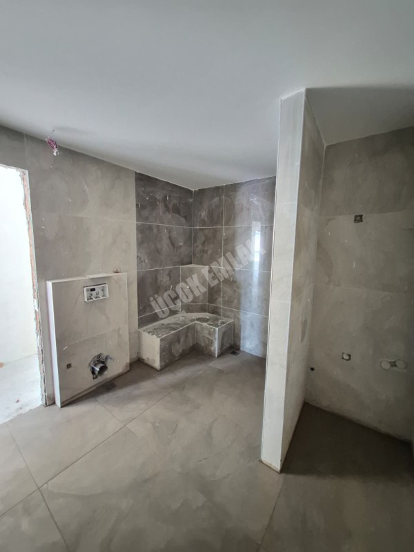 * AFYON ÜÇOK EMLAKTAN GÜVENEVLER MAH 3+1 113M² SIFIR LÜX SATILIK DAİRE *