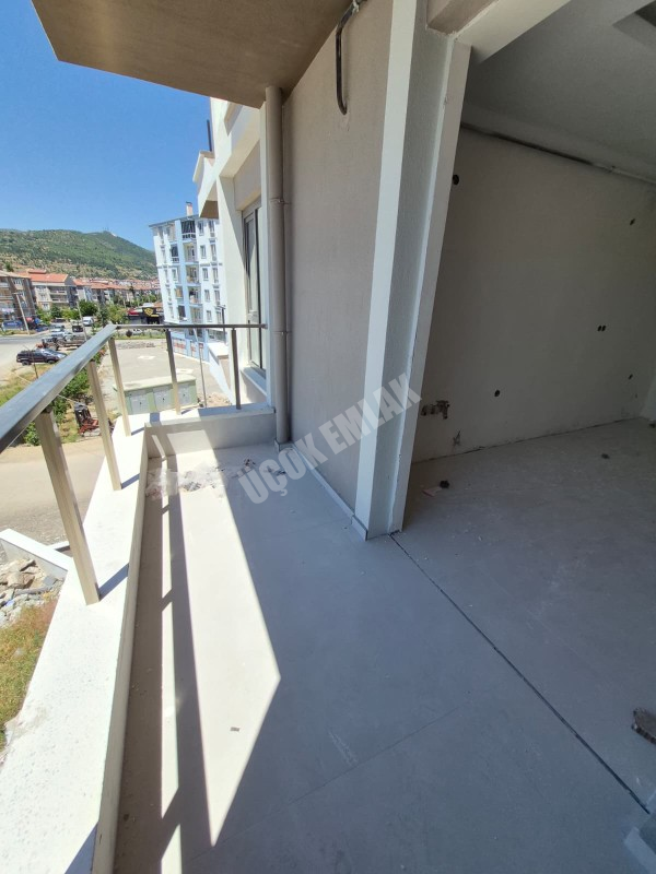 * AFYON ÜÇOK EMLAKTAN GÜVENEVLER MAH 3+1 113M² SIFIR LÜX SATILIK DAİRE *