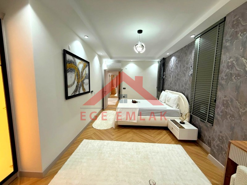 Didimde Satılık Tam Müstakil 4+1 Villa