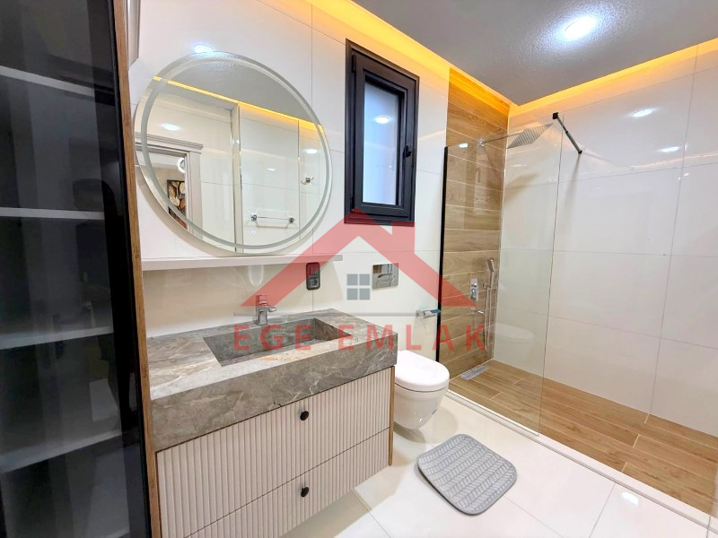 Didimde Satılık Tam Müstakil 4+1 Villa