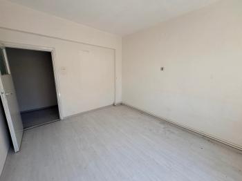 GÜVENAY - ÇORUM YENİYOL MAH. UĞUR MUMCU CAD. SATILIK 3+1 DAİRE