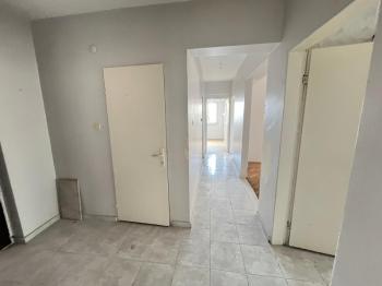 MUDANYA GÜZELYALI SİTELERDE OTOPARKLI HAVUZLU SİTEDE SATILIK 3+1 DAİRE
