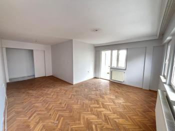 MUDANYA GÜZELYALI SİTELERDE OTOPARKLI HAVUZLU SİTEDE SATILIK 3+1 DAİRE