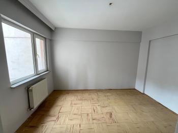 MUDANYA GÜZELYALI SİTELERDE OTOPARKLI HAVUZLU SİTEDE SATILIK 3+1 DAİRE