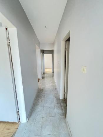 MUDANYA GÜZELYALI SİTELERDE OTOPARKLI HAVUZLU SİTEDE SATILIK 3+1 DAİRE