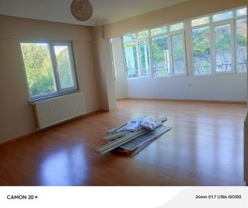 MUDANYA ÖMERBEY'DE PANORAMİK DENİZ MANZARALI 3+1 SATILIK 170 M2 DAİRE