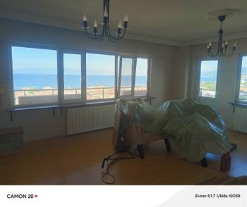 MUDANYA ÖMERBEY'DE PANORAMİK DENİZ MANZARALI 3+1 SATILIK 170 M2 DAİRE