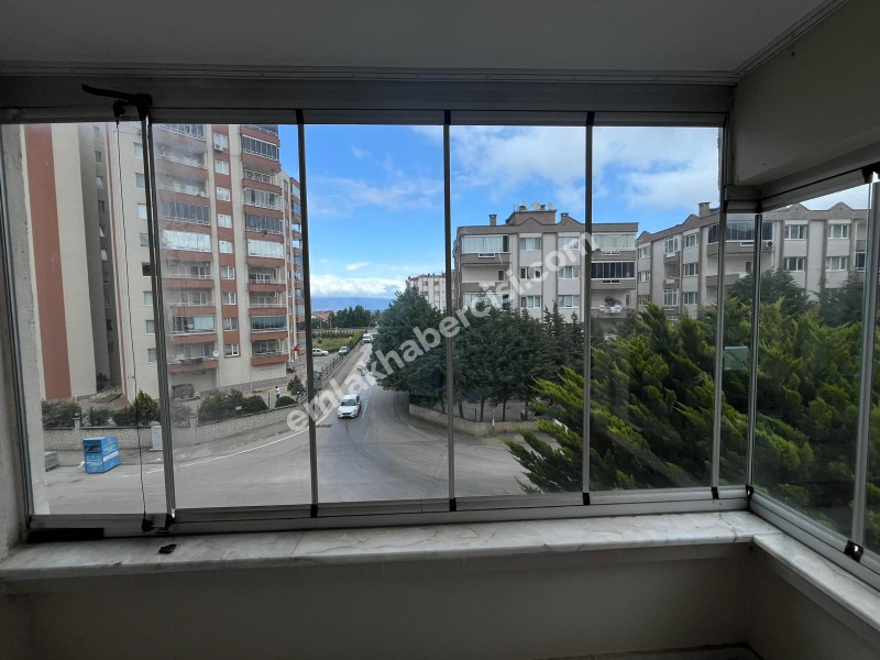 MUDANYA GÜZELYALI SİTELERDE OTOPARKLI HAVUZLU SİTEDE SATILIK 3+1 DAİRE