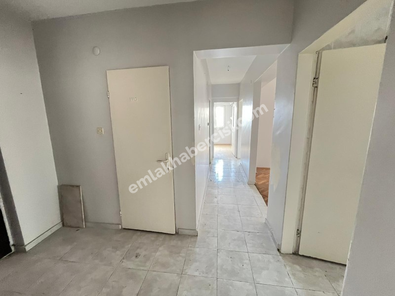 MUDANYA GÜZELYALI SİTELERDE OTOPARKLI HAVUZLU SİTEDE SATILIK 3+1 DAİRE